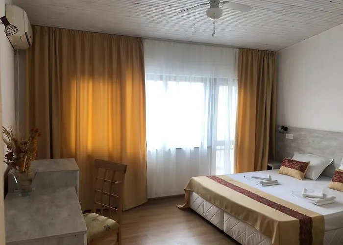 за гости южни нощи Hotel 2*